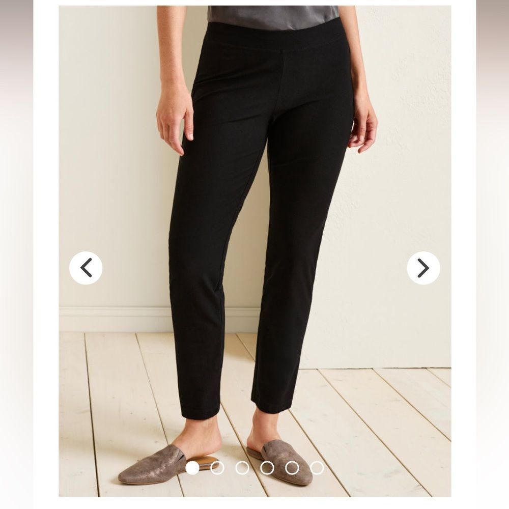 New Eileen Fisher, black cropped ankle crêpe pants